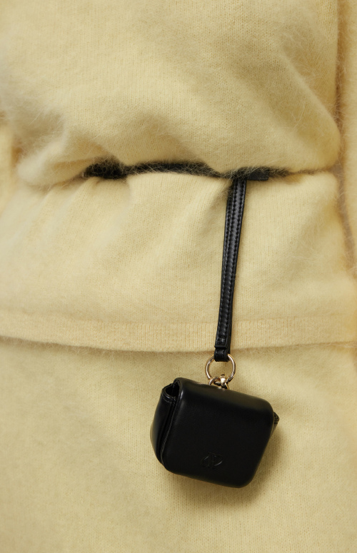 Чехол W5202 Черный